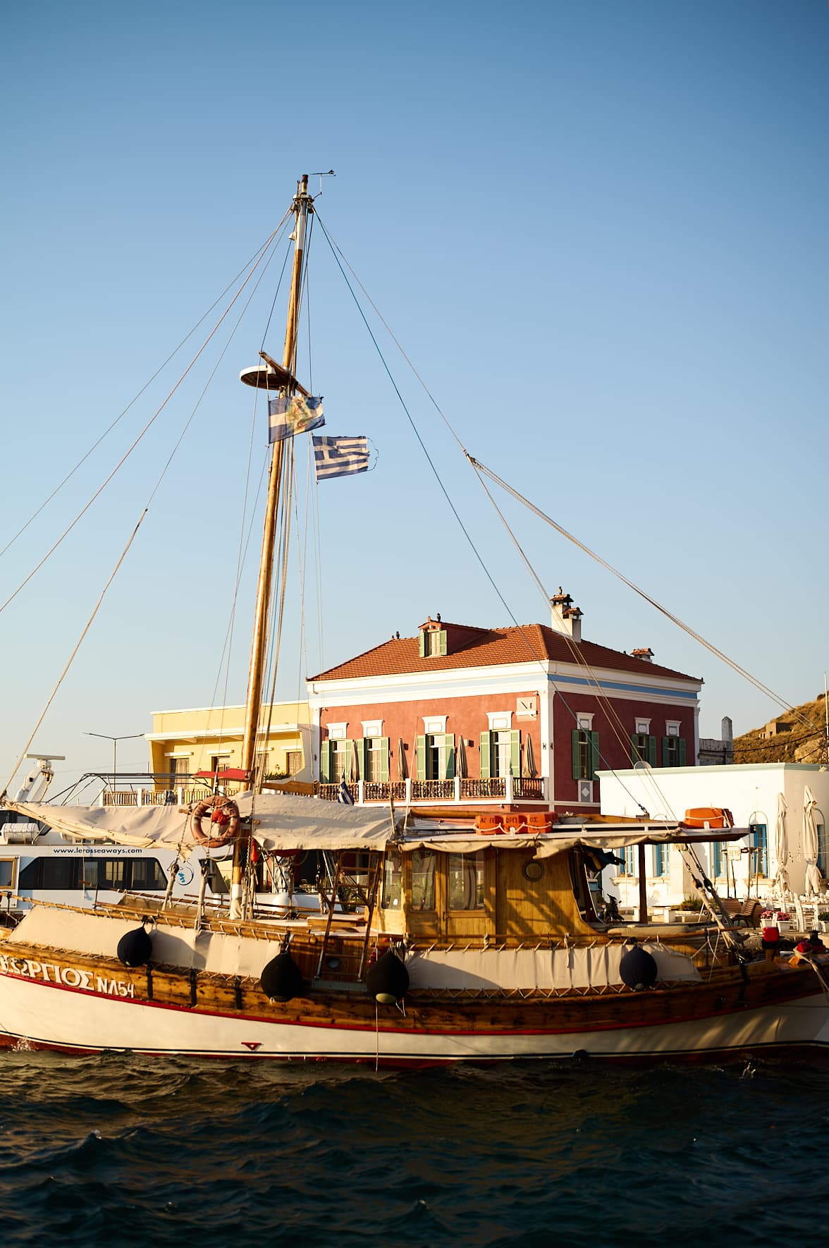 Le port d'Agia Marina