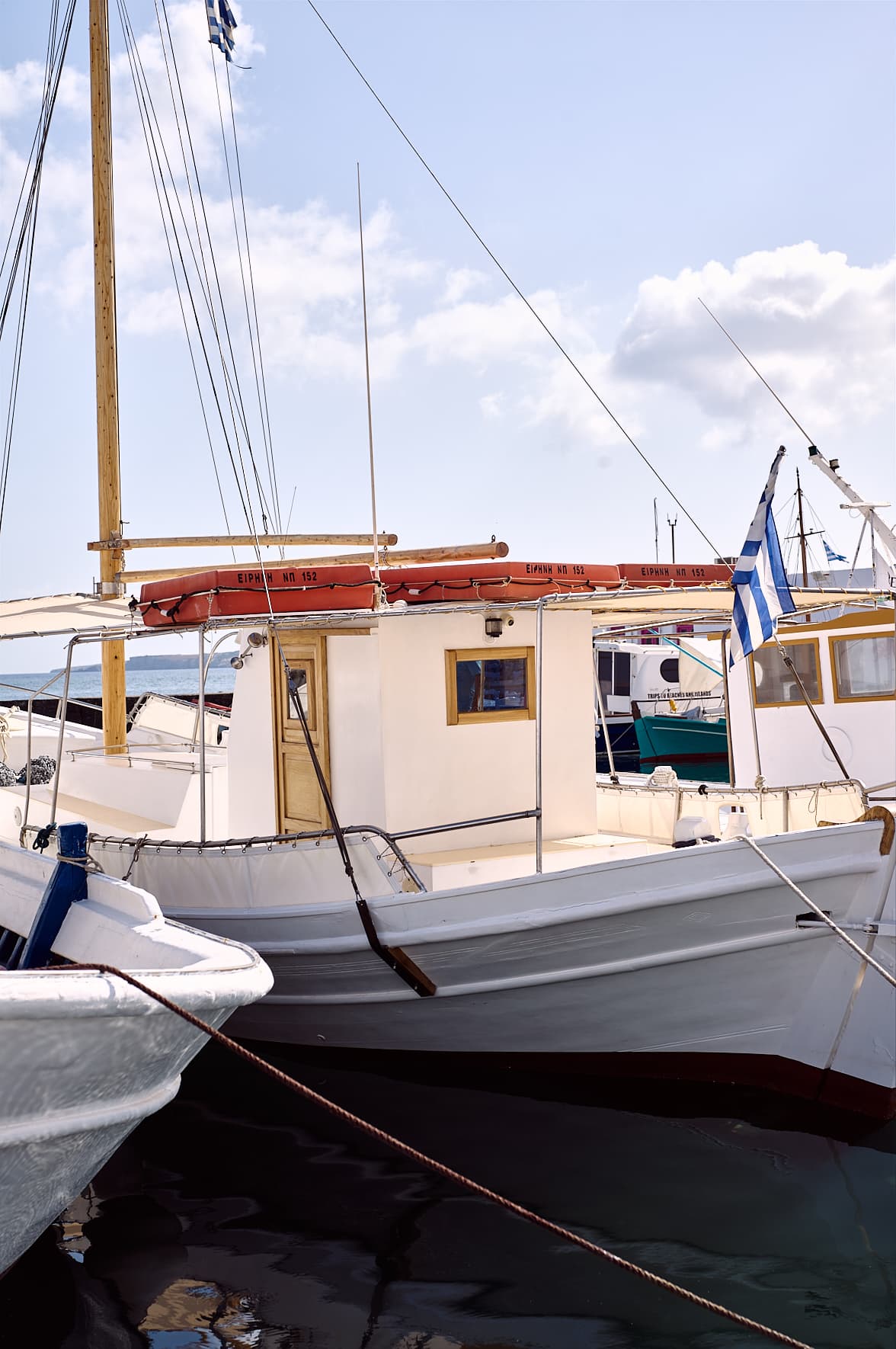 Caïque dans le port de Noaussa