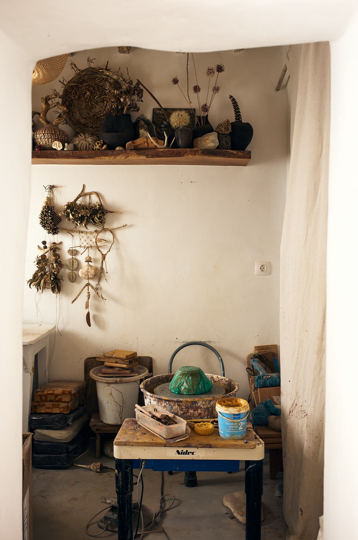 Atelier du céramiste Todd Marshard à Paros, Grèce