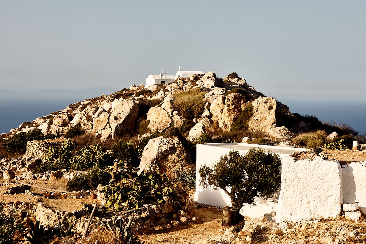 Une ferme perdue dans la campagne, Anafi, Cyclades Une ferme perdue dans la campagne, Anafi, Cyclades