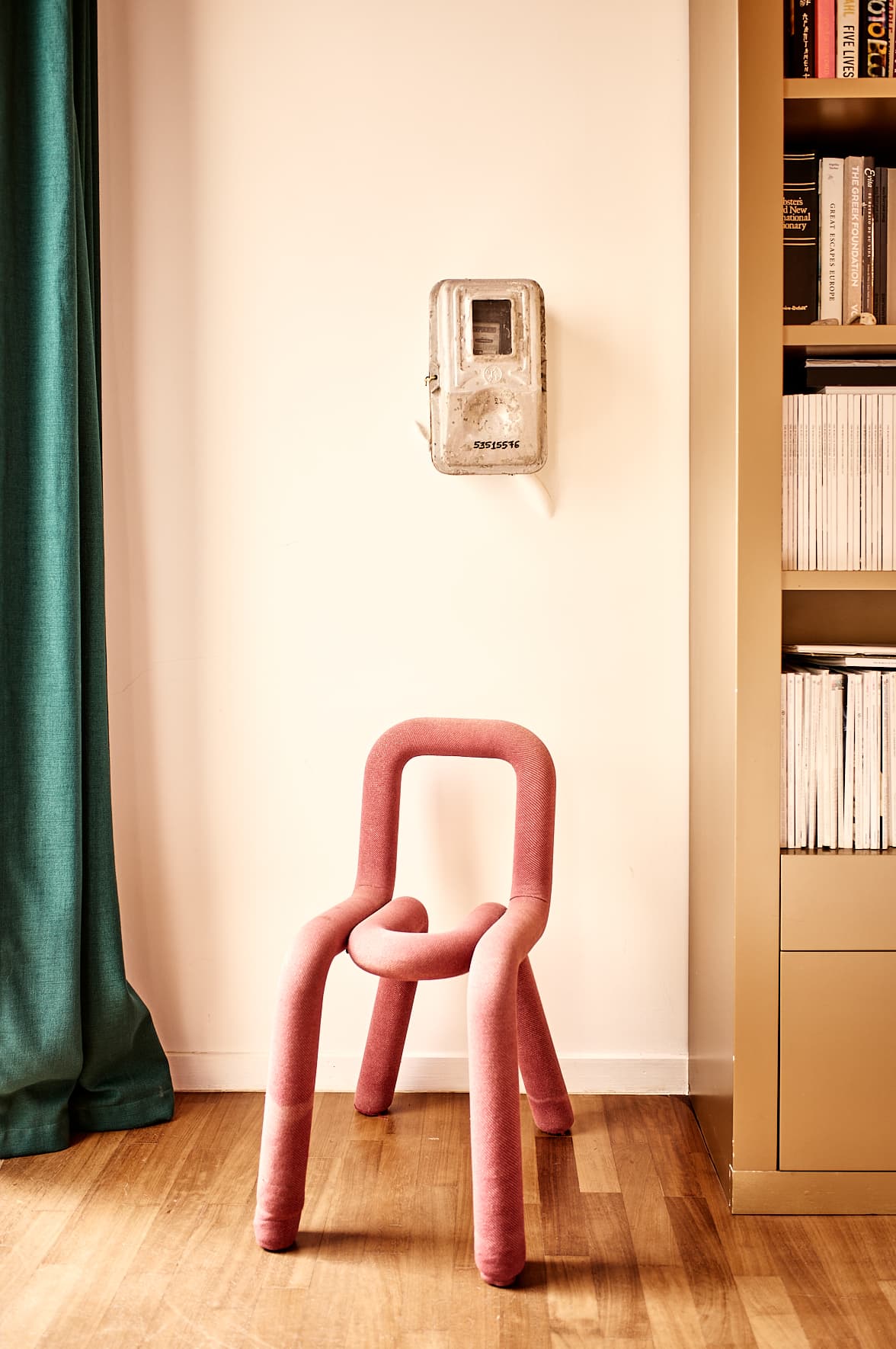 La chaise Bold du collectif Big Game à Elor House