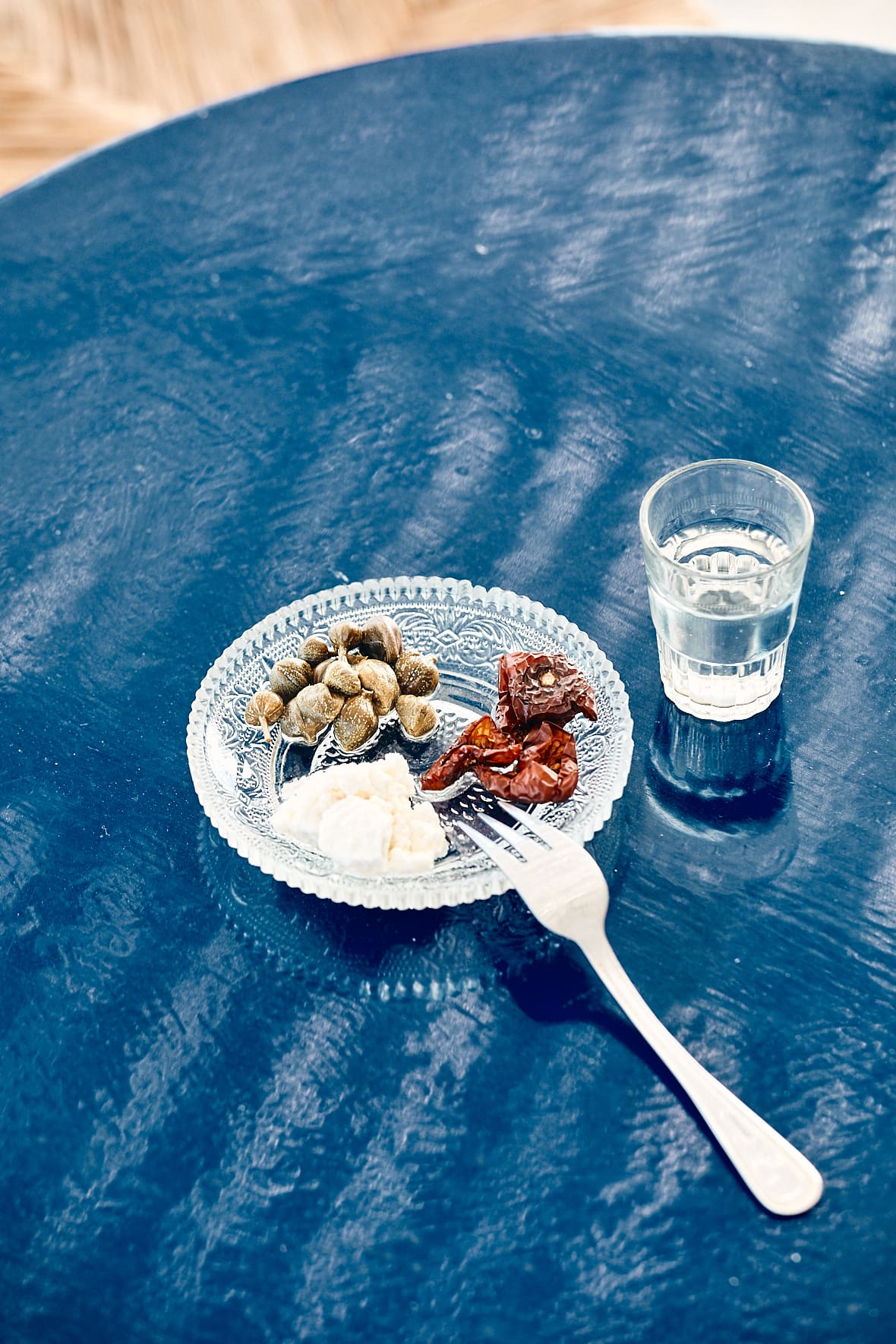 Tomates séchées et capres de Santorin, Grèce