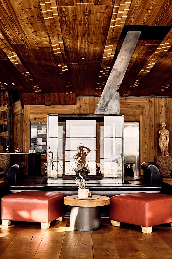 L'hôtel Adler Lodge à l'Alpe di Suisi. L'hôtel Adler Lodge à l'Alpe di Suisi.
