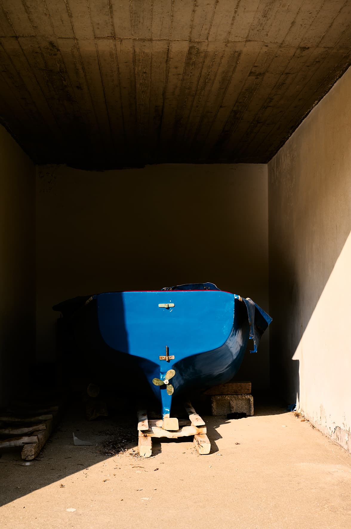 Garage à bateau à Agios Giorgos