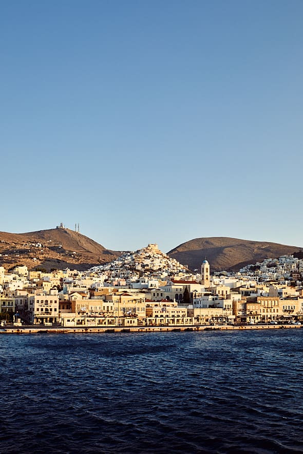 Bar Theosis à Syros. 