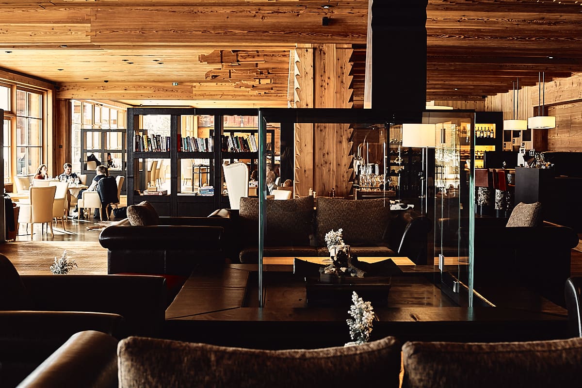 Hôtel Adler Lodge Alpe à l'Alpe di Suisi, dans les Dolomites, Italie Hôtel Adler Lodge Alpe à l'Alpe di Suisi, dans les Dolomites, Italie
