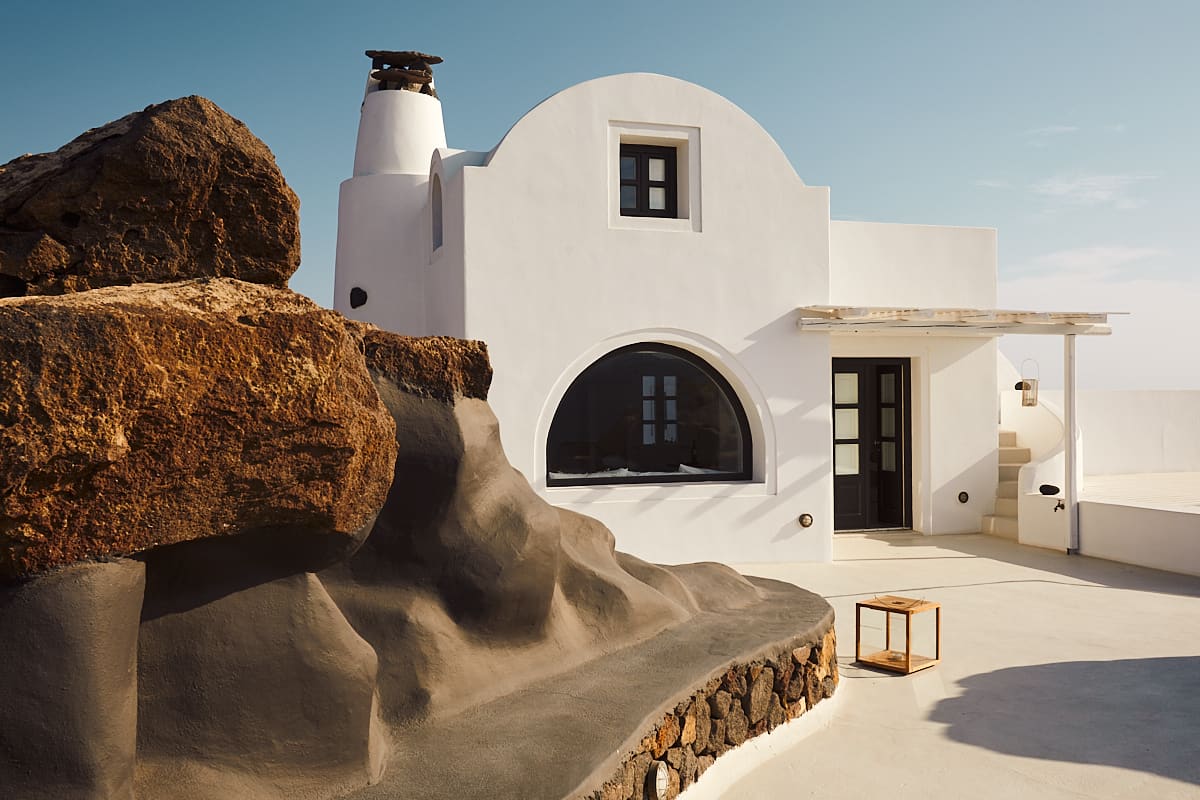 Aeneon Villas entre Oia et Imérovigli. Aeneon Villas entre Oia et Imérovigli.