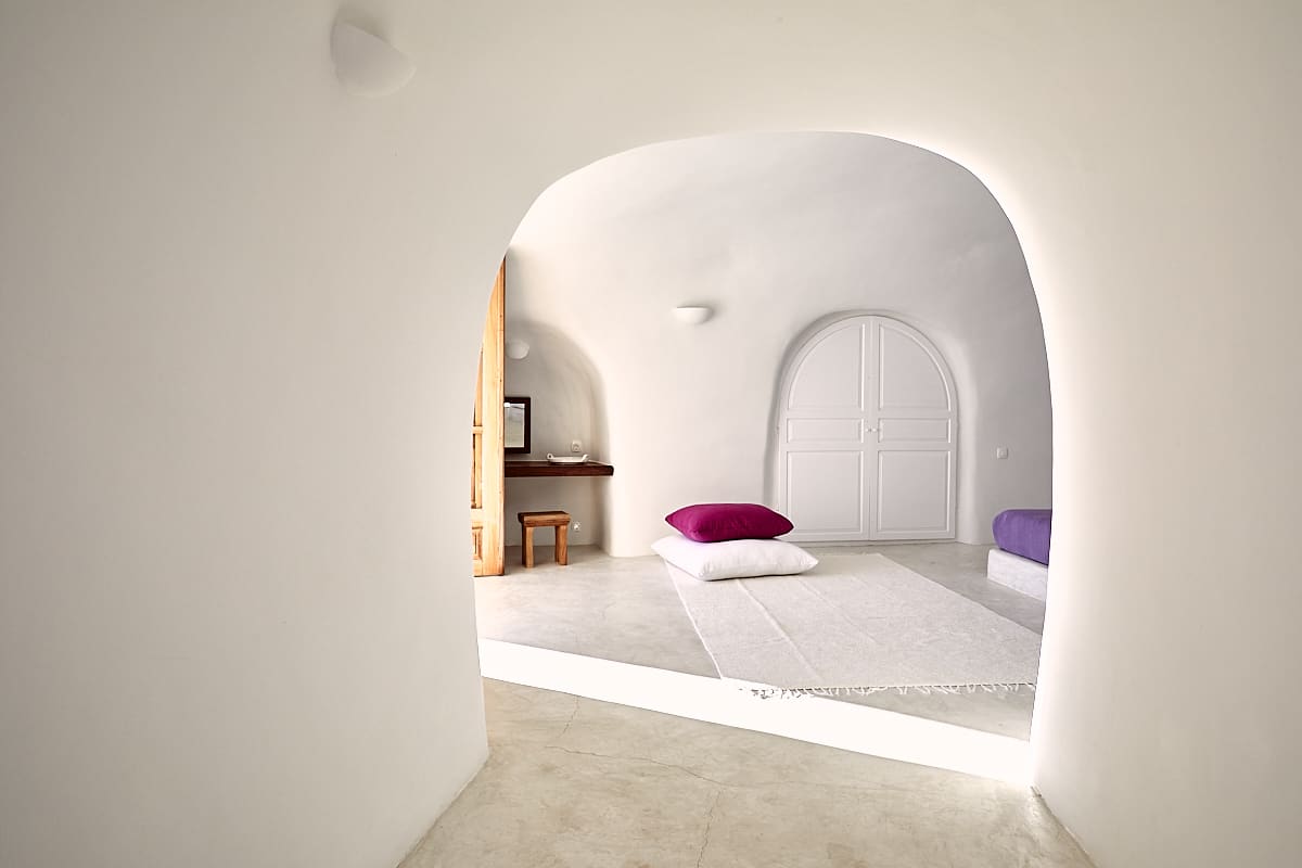 Hôtel Perivolas à Oia, Santorin, Grèce. Hôtel Perivolas à Oia, Santorin, Grèce.
