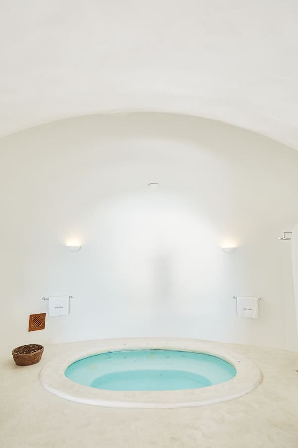 Hôtel Perivolas à Oia, Santorin, Grèce. Hôtel Perivolas à Oia, Santorin, Grèce.