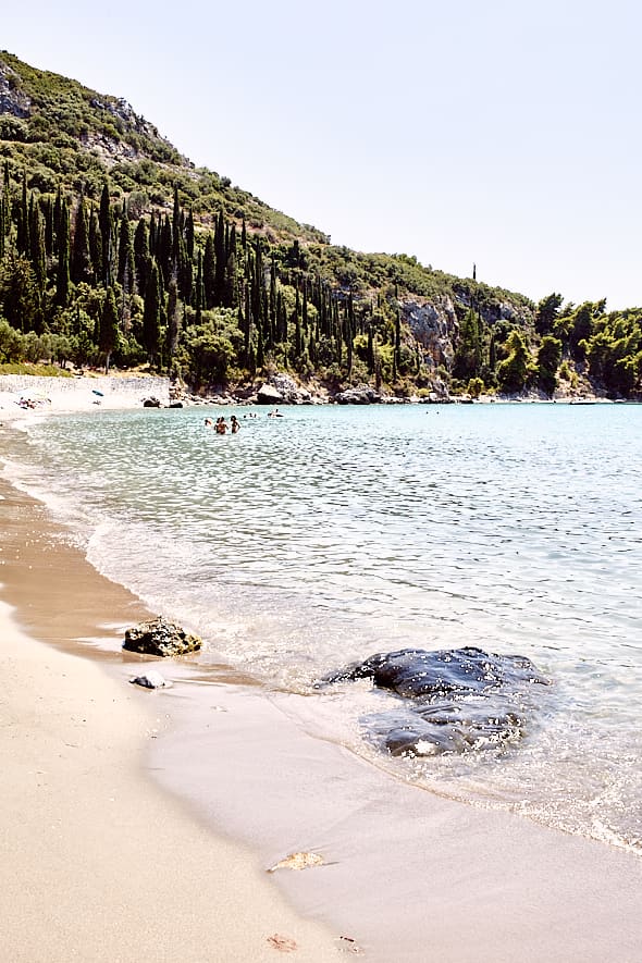 Kardamyli | La plage de Kalamitsos