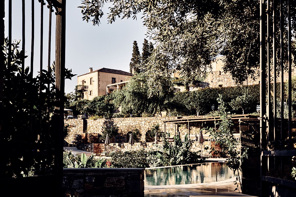 Hôtel Kinsterna près de Monemvasia, Péloponnèse, Grèce Hôtel Kinsterna près de Monemvasia, Péloponnèse, Grèce