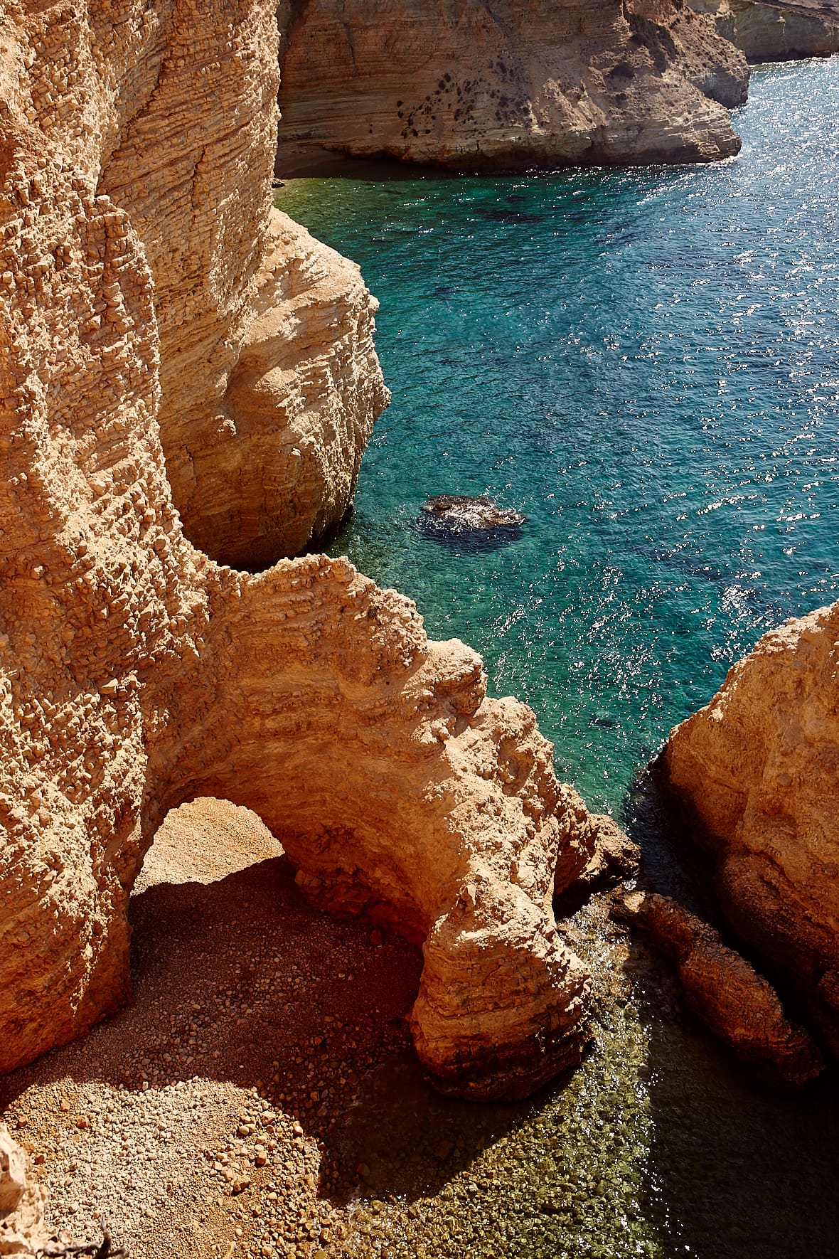 Falaises de Kato Koufonissi, Petites Cyclades, Grèce