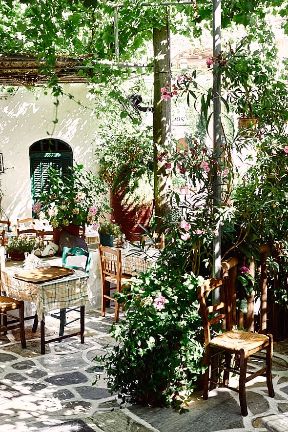 . Taverne Platsa à Naxos, Grèce