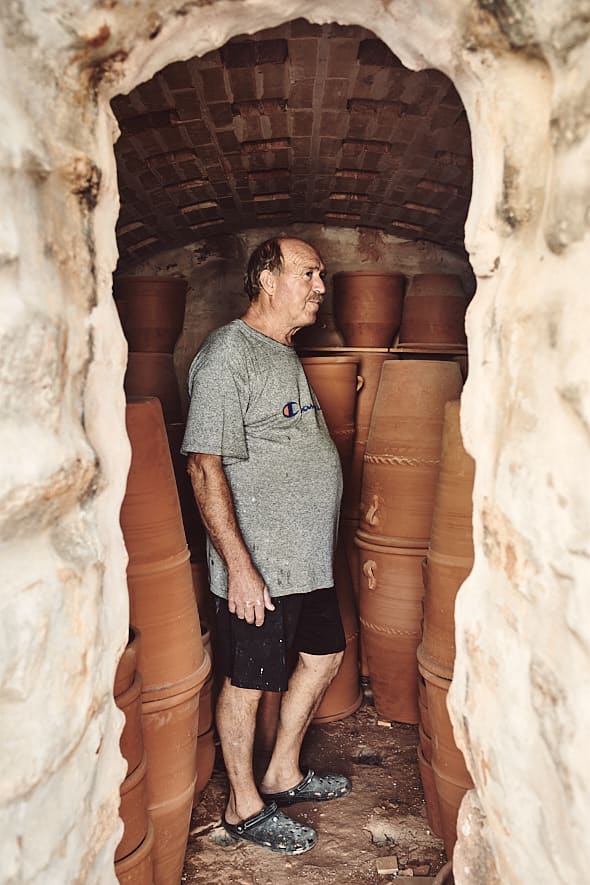 Atelier de céramique Atsonios à Vathy, Sifnos. 