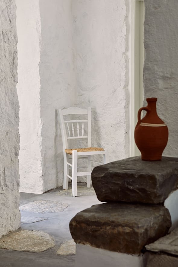 La villa Santa Irini à Thirassia, Cyclades, Grèce. La villa Santa Irini à Thirassia, Cyclades, Grèce.