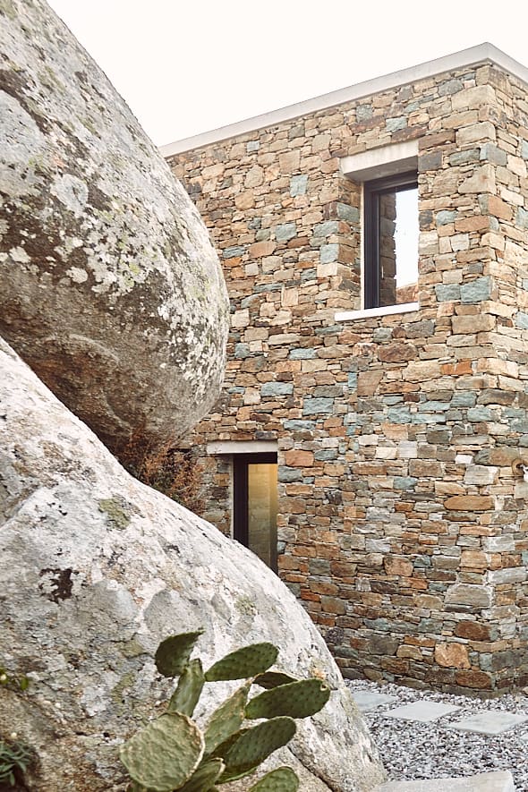 La villa Architectural Oasis à Volax, Tinos. La villa Architectural Oasis à Volax, Tinos.