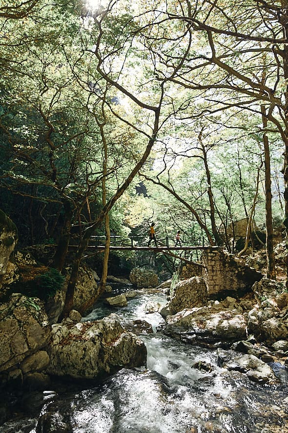 Le pont reliant Syrrako à Kalarrytes, Tzoumerka, Épire